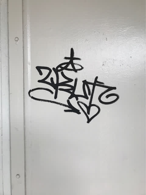 Graffiti, a report photo
