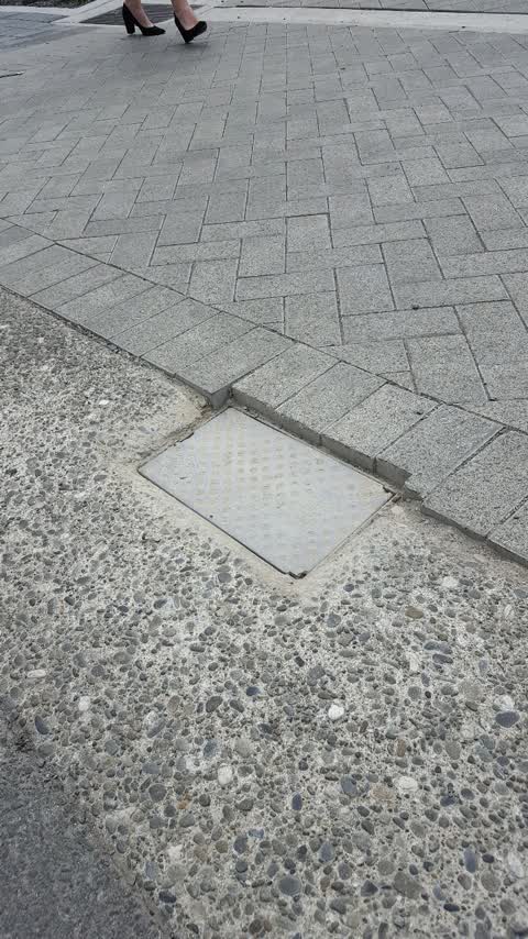 Roading/Streets, a report photo