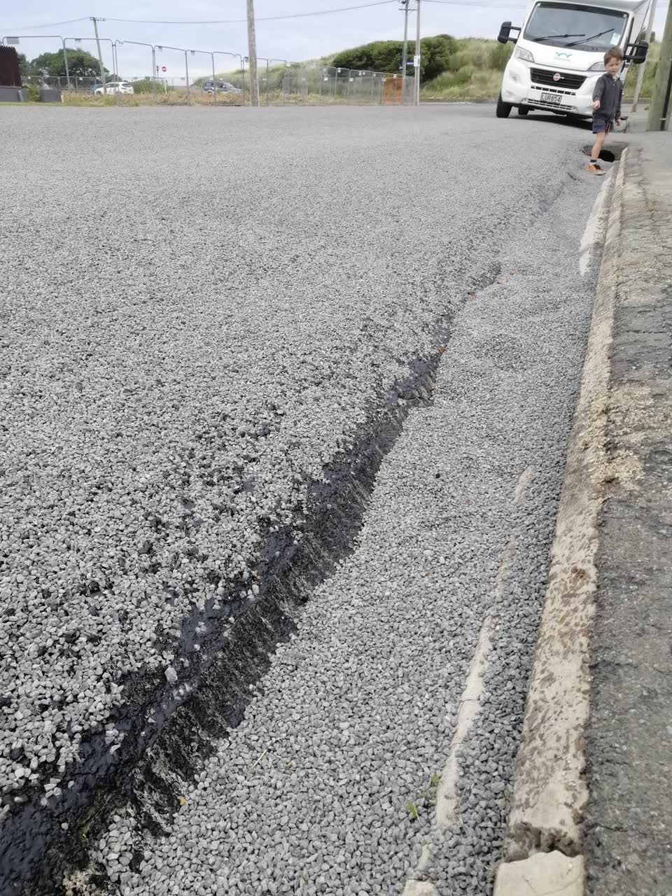 The photograph attached to this roading/streets report