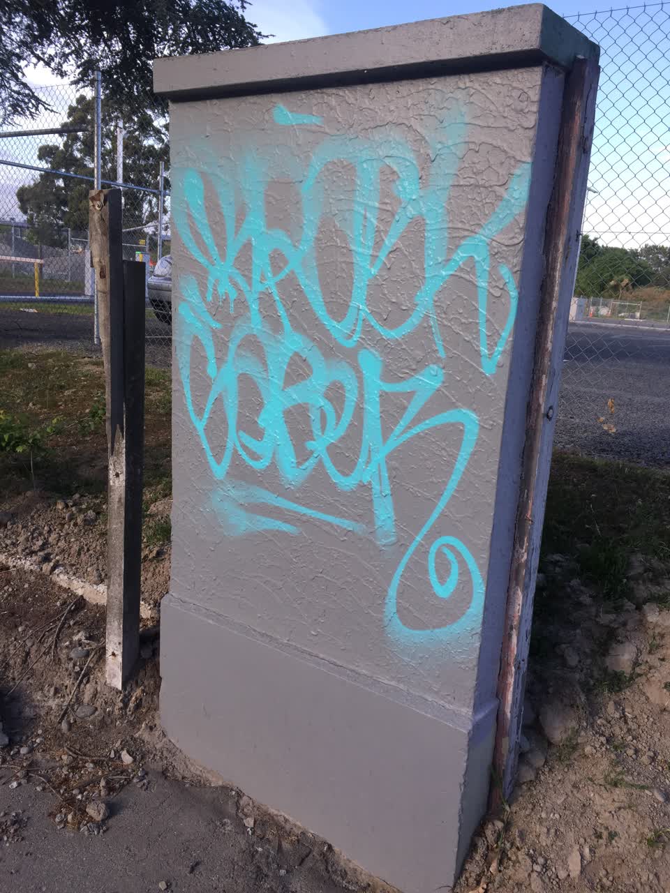 The photograph attached to this graffiti report