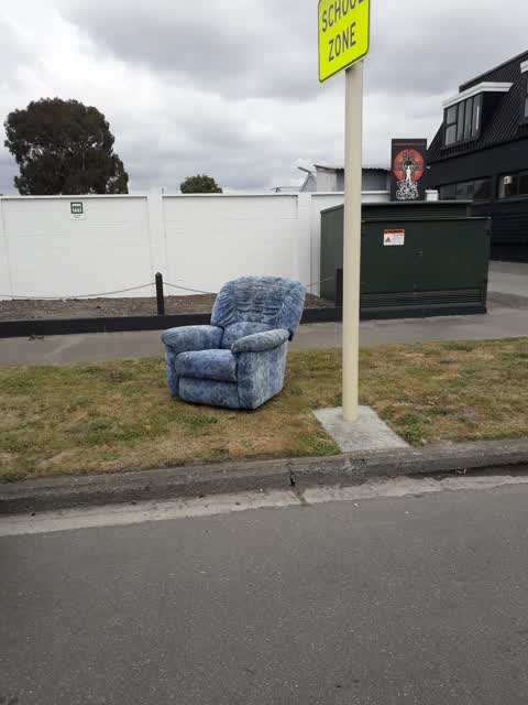 Rubbish/Recycling, a report photo