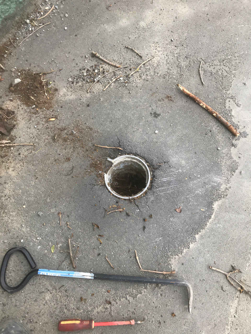 The photograph attached to this water supply report