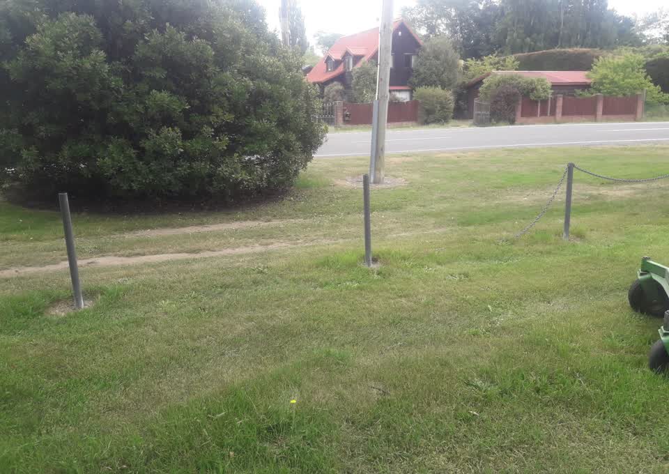 The photograph attached to this parks report