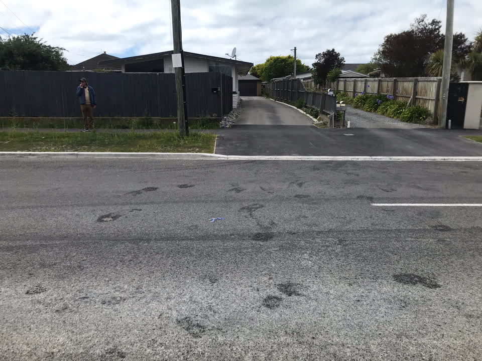 The photograph attached to this roading/streets report