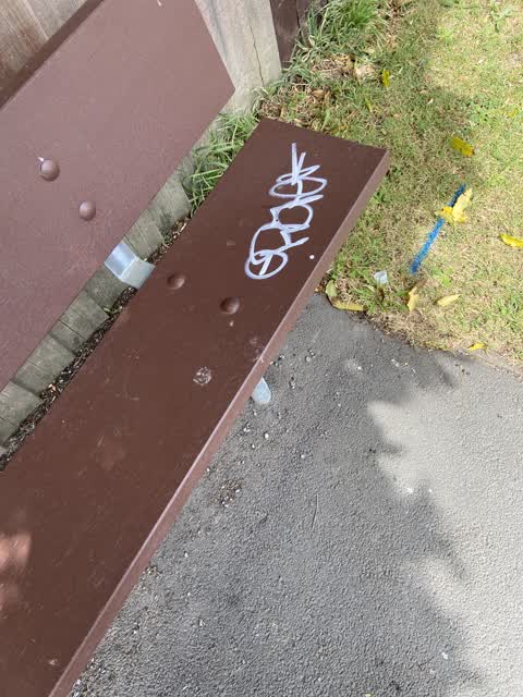 Graffiti, a report photo