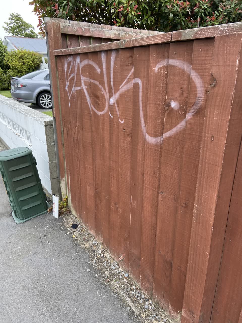 The photograph attached to this graffiti report