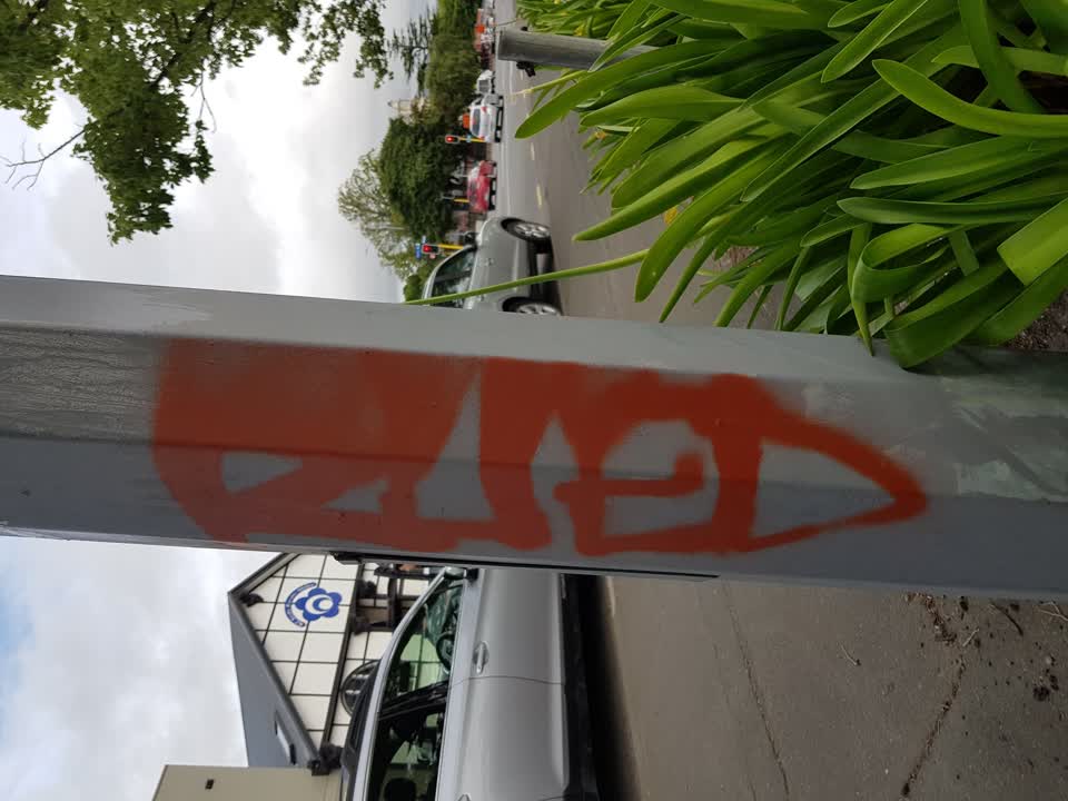 The photograph attached to this graffiti report