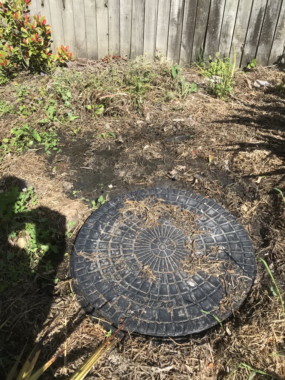 The photograph attached to this sewer - leak / blockage report