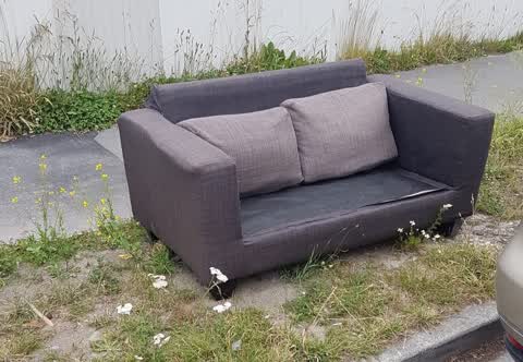 Rubbish/Recycling, a report photo