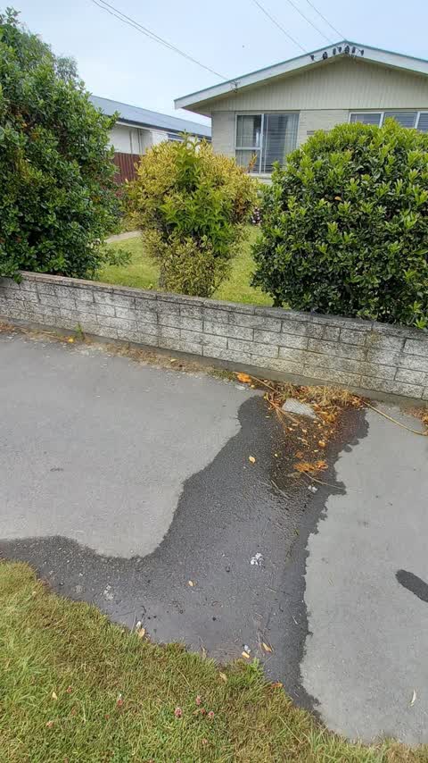 Water Leak, a report photo