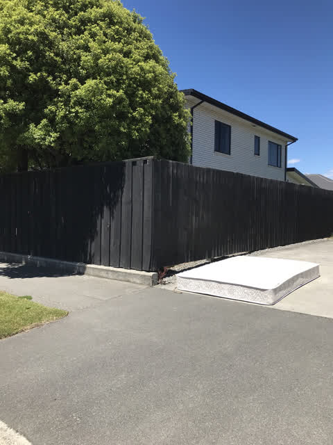 Rubbish/Recycling, a report photo