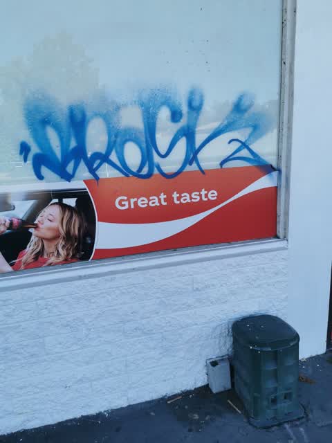 Graffiti, a report photo