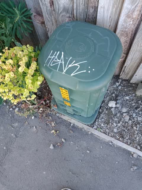 Graffiti, a report photo