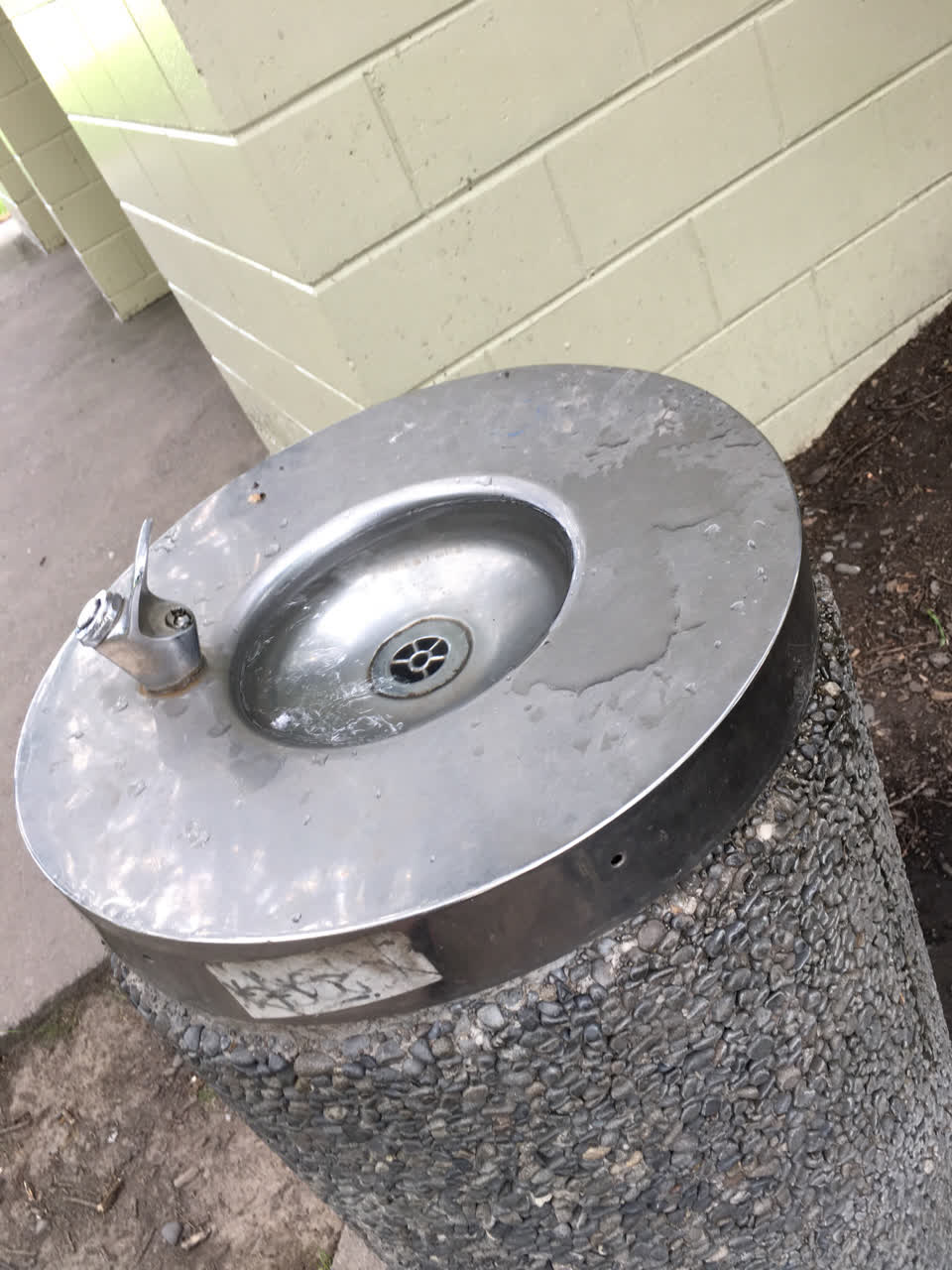 The photograph attached to this water supply report