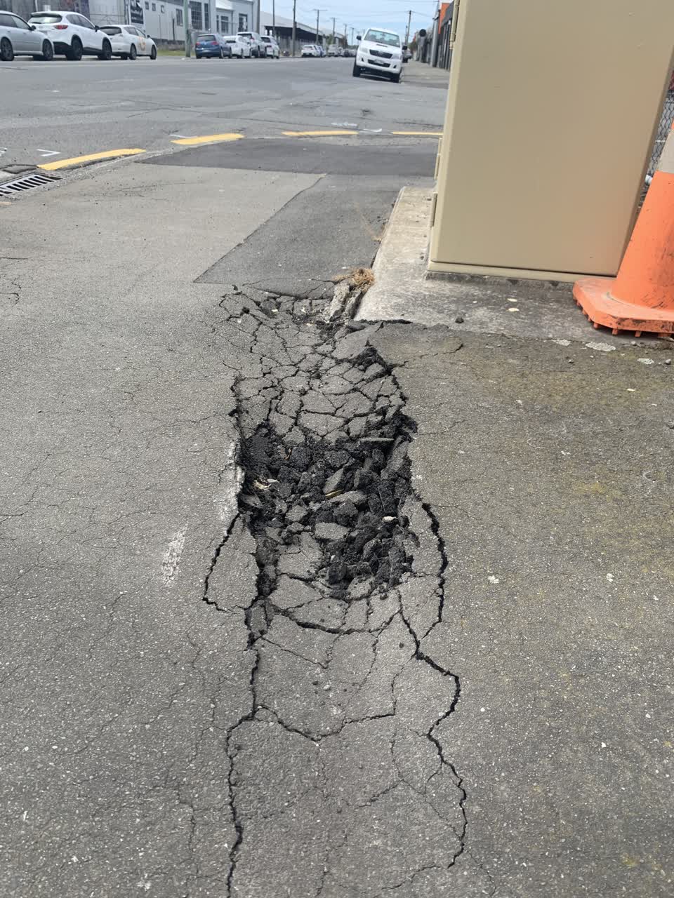The photograph attached to this roading/streets report