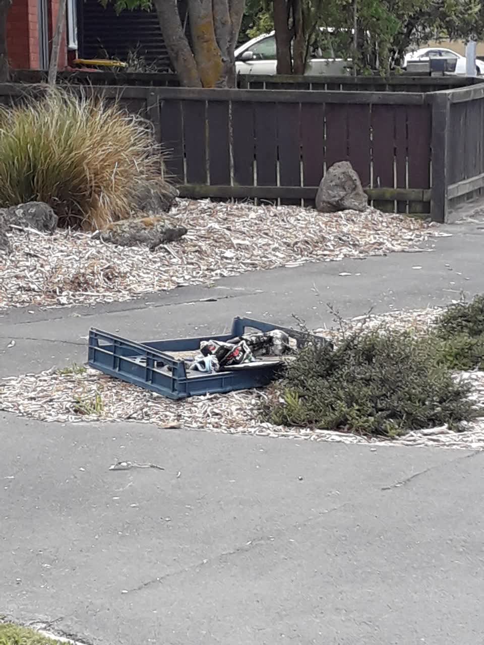 The photograph attached to this rubbish/recycling report