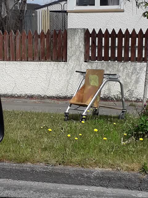 Rubbish/Recycling, a report photo
