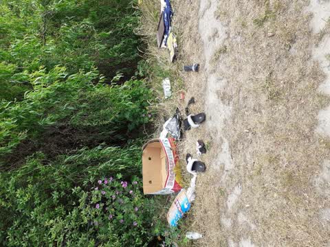 Rubbish/Recycling, a report photo