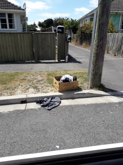 Rubbish/Recycling, a report photo