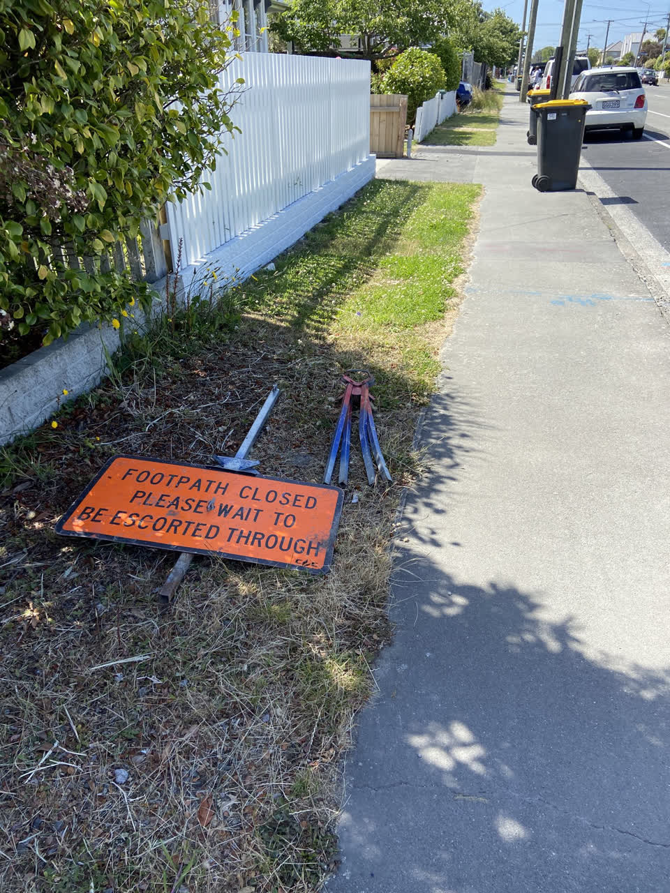 The photograph attached to this roading/streets report