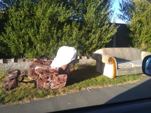 Rubbish/Recycling, a report photo