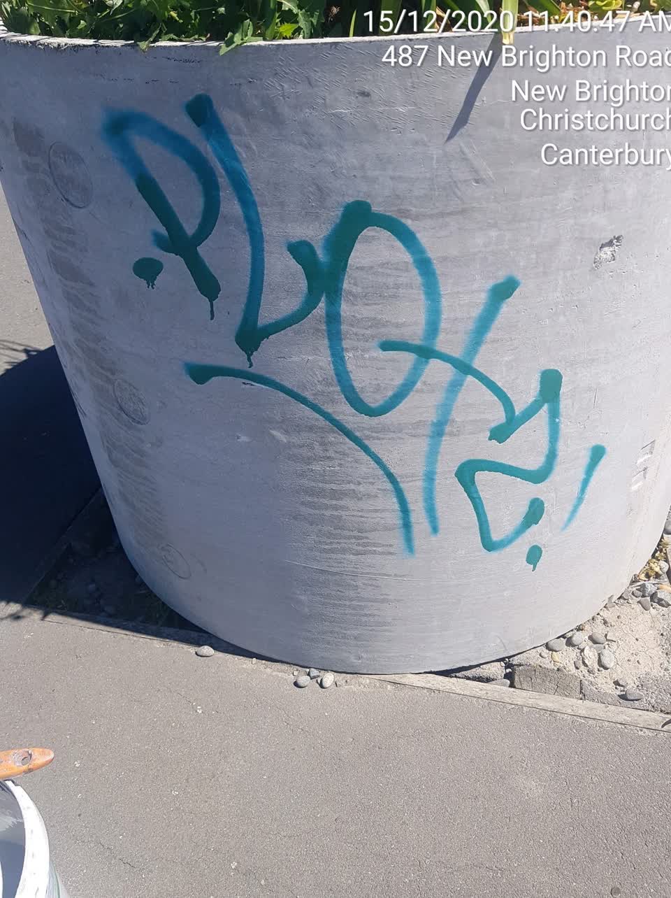 The photograph attached to this graffiti report