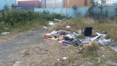 Rubbish/Recycling, a report photo