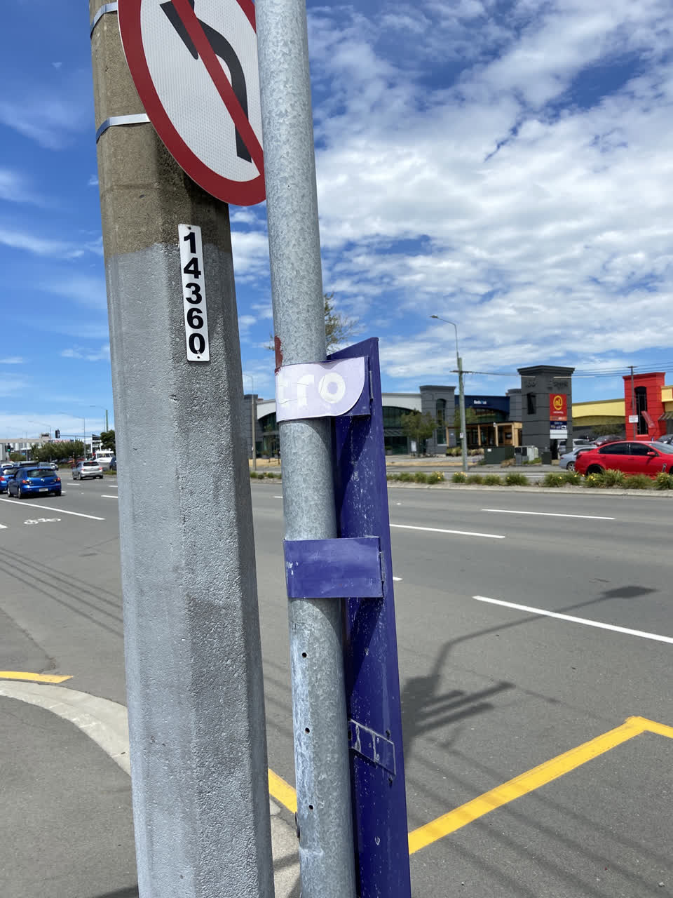 The photograph attached to this roading/streets report