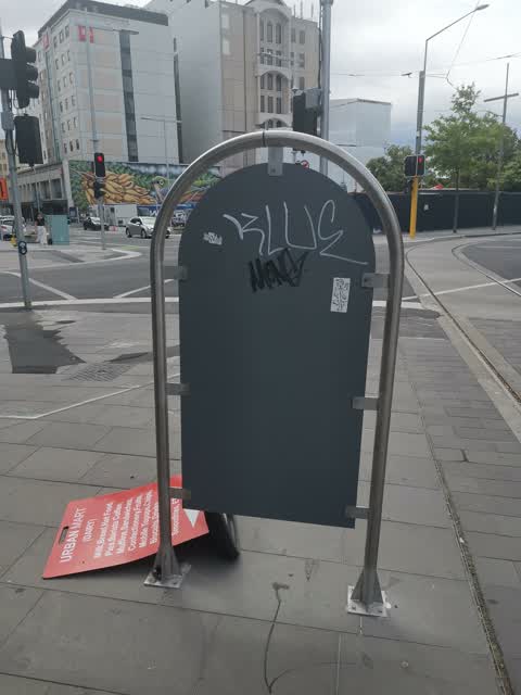 Graffiti, a report photo