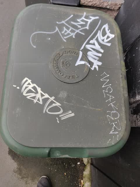 Graffiti, a report photo
