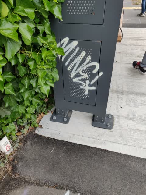 Graffiti, a report photo