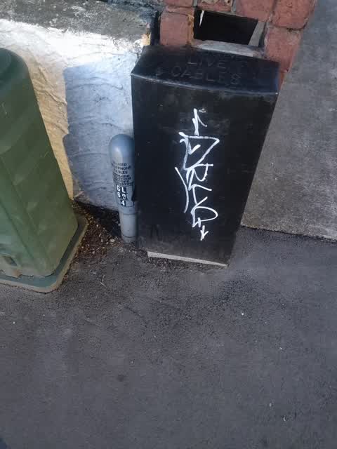 Graffiti, a report photo