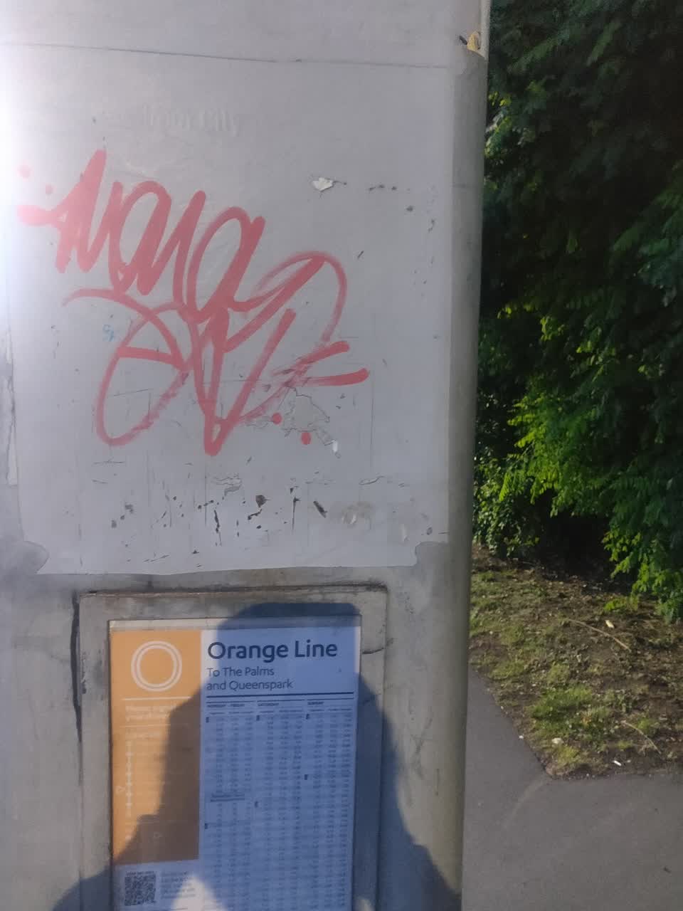 The photograph attached to this graffiti report