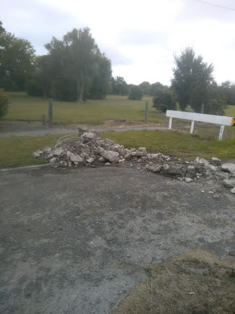 Rubbish/Recycling — a report photo