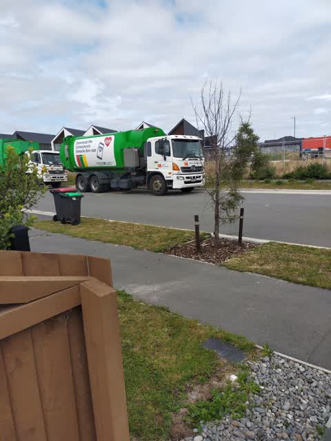 Rubbish/Recycling, a report photo