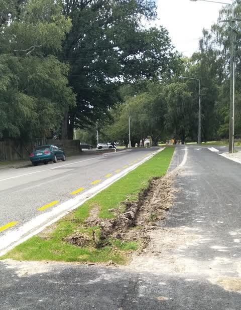 Roading/Streets, a report photo