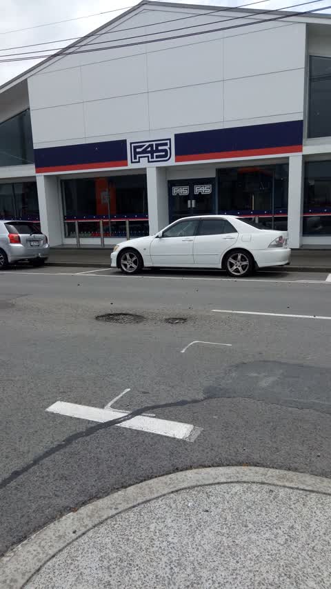 Roading/Streets, a report photo