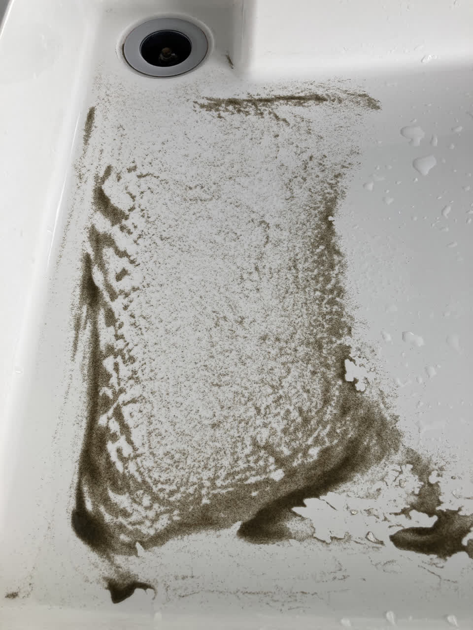 The photograph attached to this water supply report