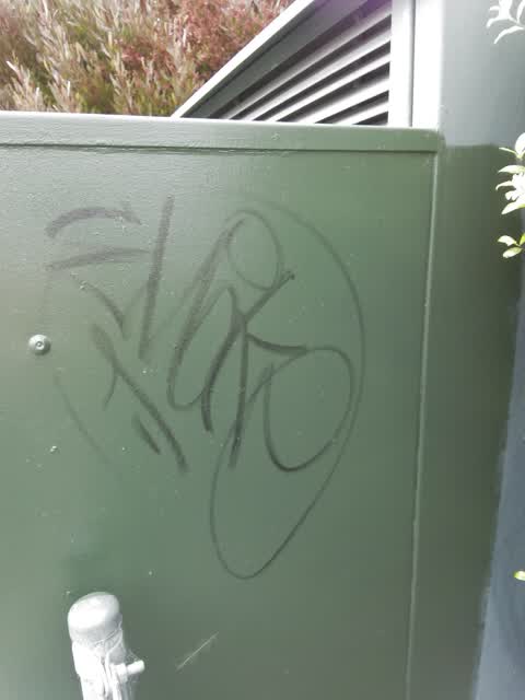 Graffiti, a report photo