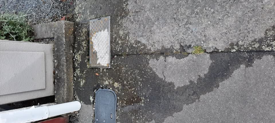 The photograph attached to this water supply report
