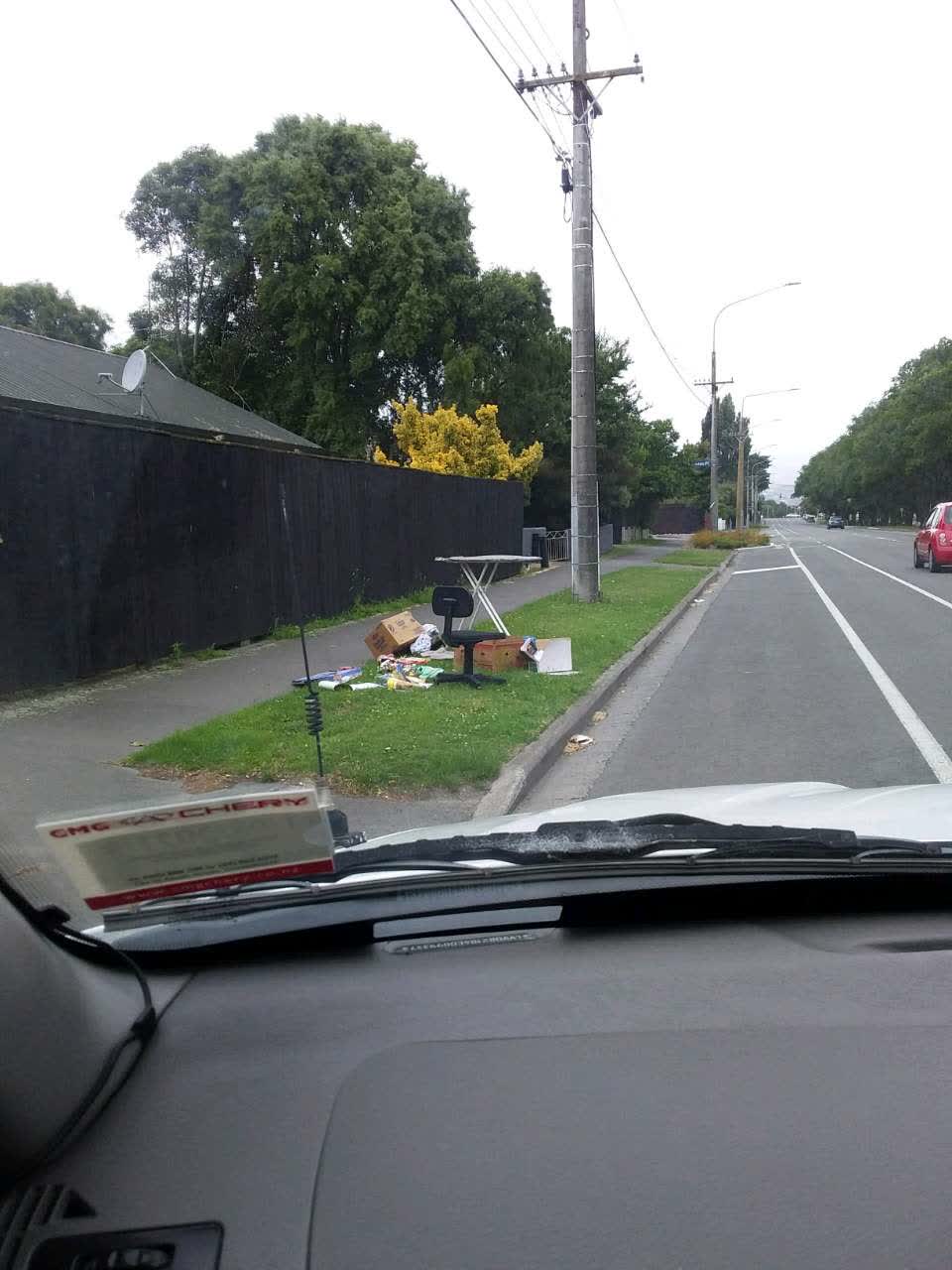 The photograph attached to this rubbish/recycling report