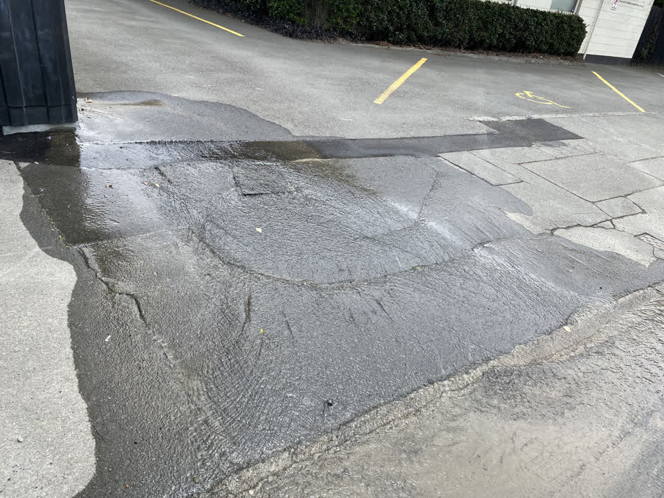 The photograph attached to this water supply report