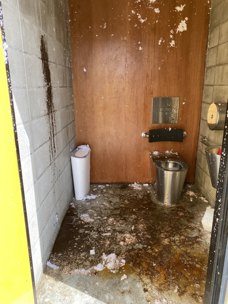 The photograph attached to this parks report