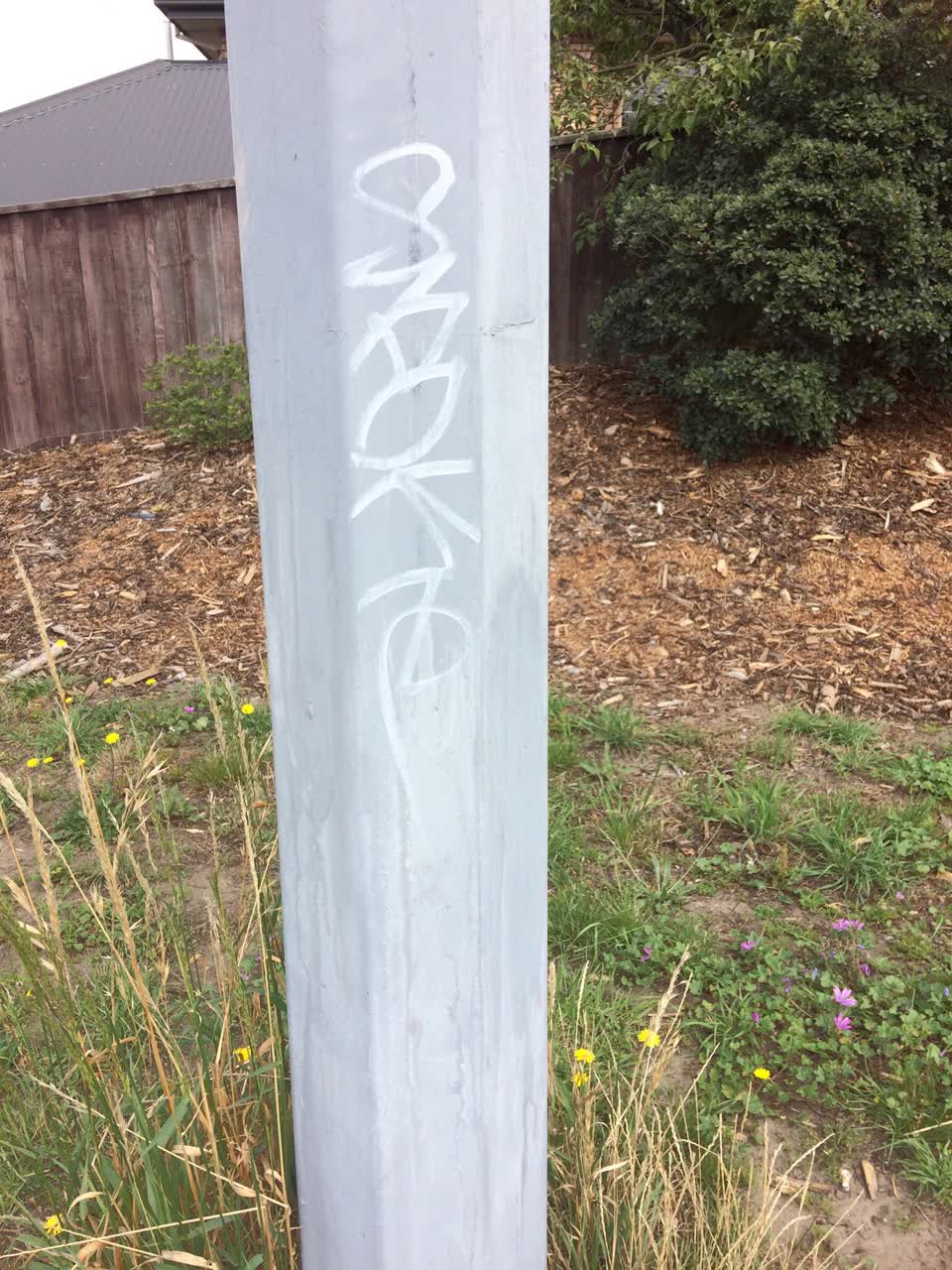 The photograph attached to this graffiti report