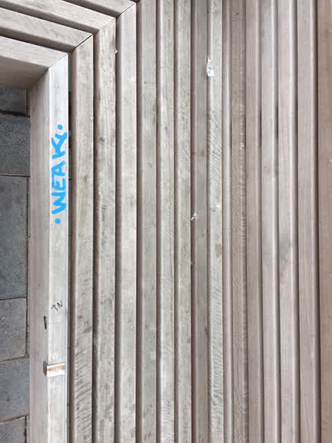 Graffiti, a report photo