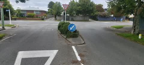 Roading/Streets, a report photo