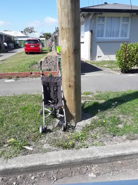 Rubbish/Recycling, a report photo