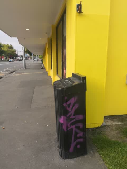 Graffiti, a report photo