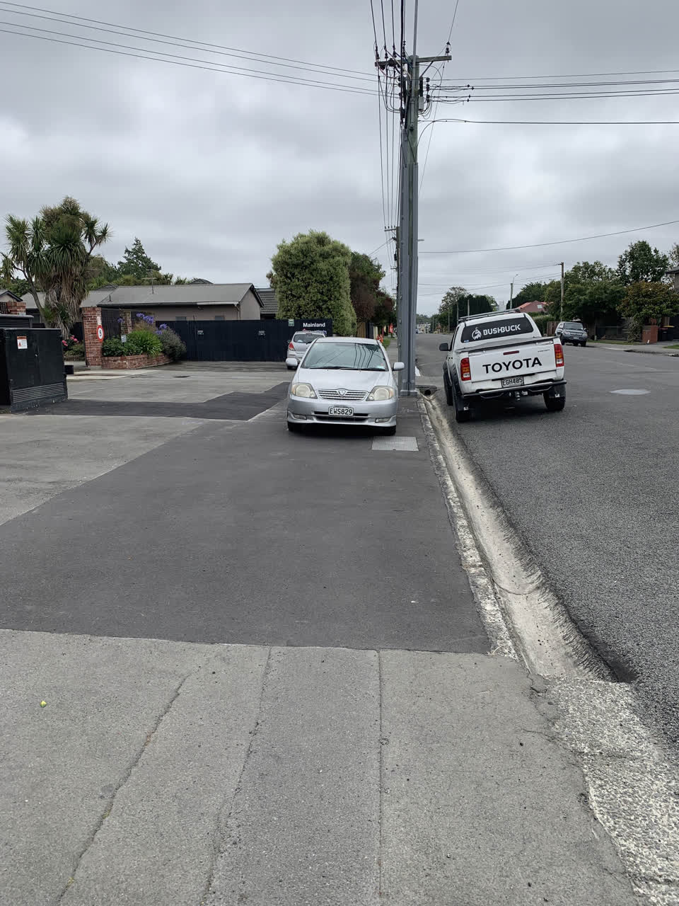 The photograph attached to this roading/streets report