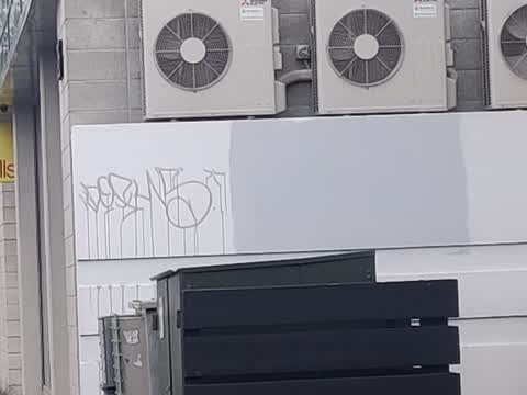 Graffiti, a report photo